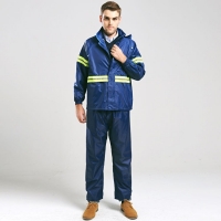 带反光工作服
